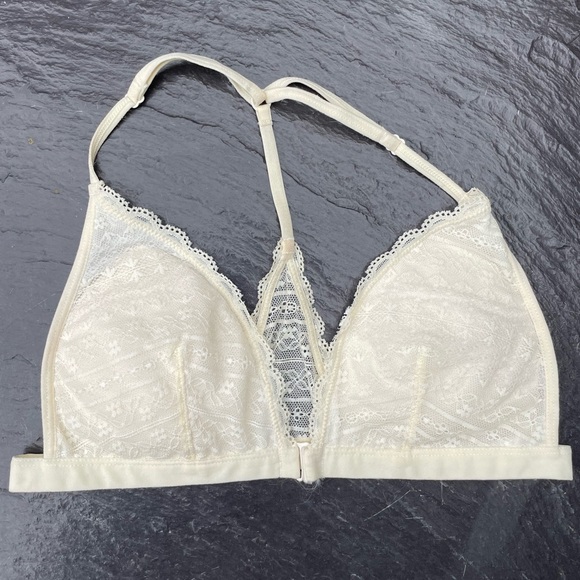 NWT ivory lace bralette - Picture 1 of 4